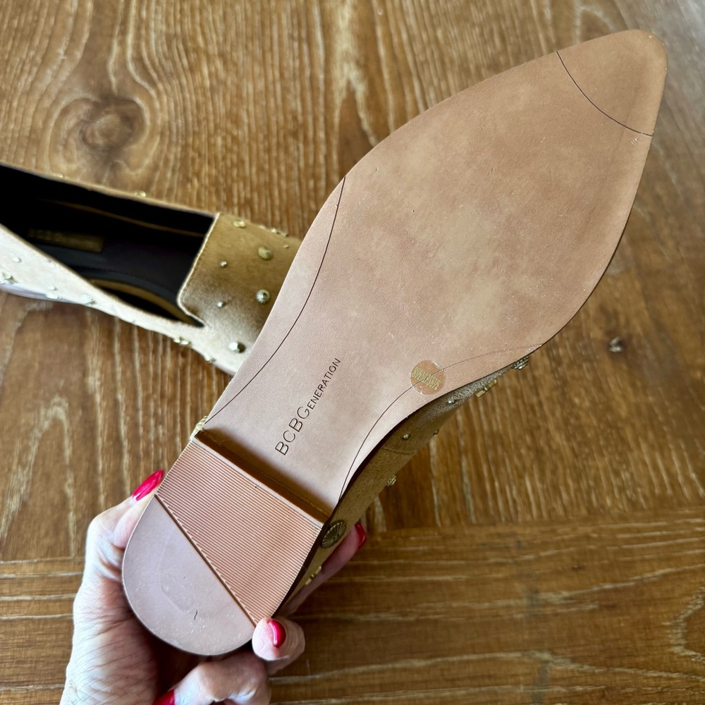 BCBGeneration tan suede Nikkola flats 8.5 - Picture 10 of 13